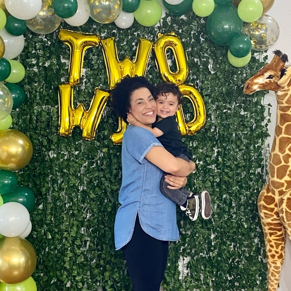 Meet your Posher, Kelly - Picture 2 of 7